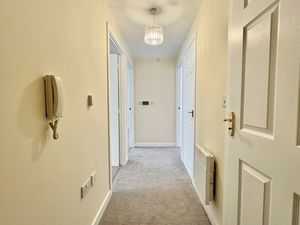 Entrance Hallway- click for photo gallery